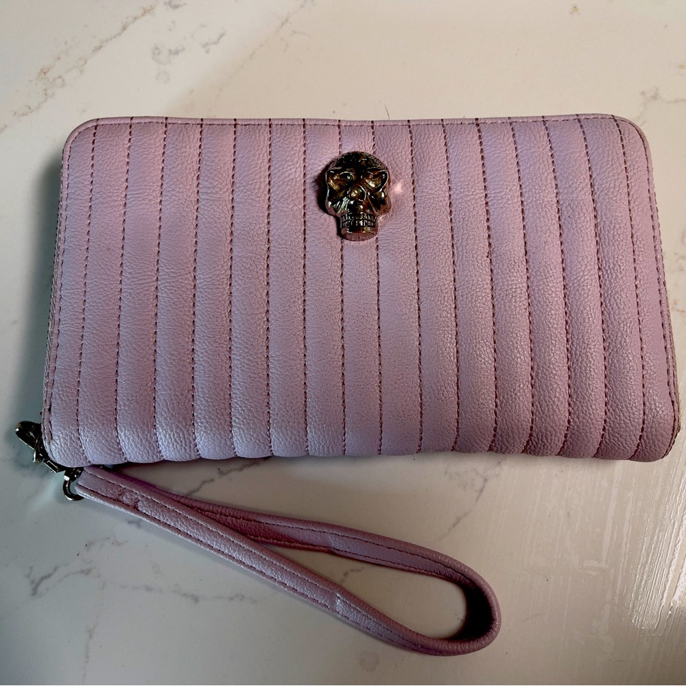 Betsey Johnson zip-around wallet/wristlet